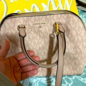 Michael Kors * Ballet * shoulder bag $$ great deal$$